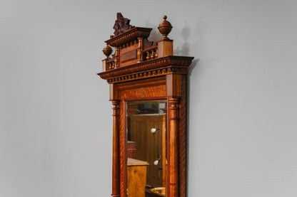 Gründerzeit Wandspiegel in Nussbaum - Ende des 19.Jahrhunderts