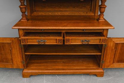 Gründerzeit Buffetschrank in Eiche - Ende des 19.Jahrhunderts