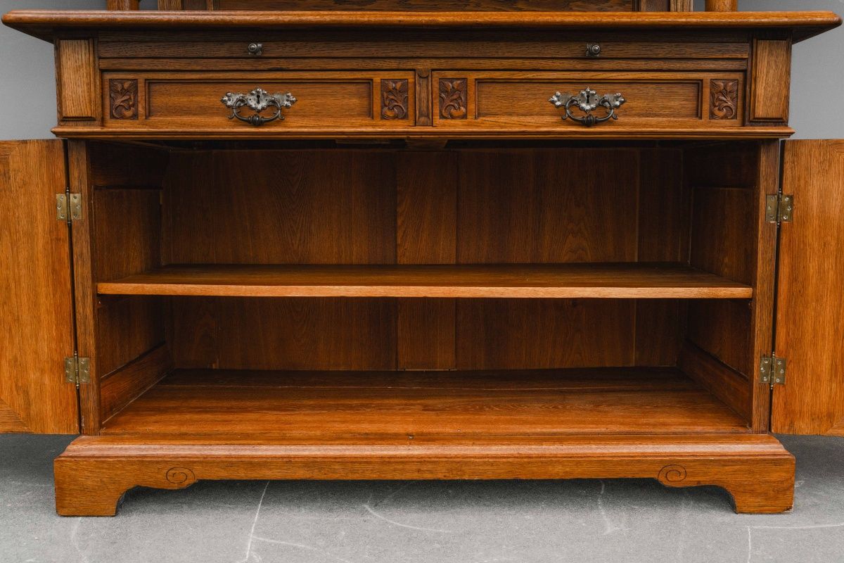 Gründerzeit Buffetschrank in Eiche - Ende des 19.Jahrhunderts