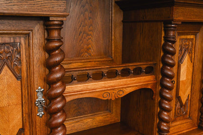 Gründerzeit Buffetschrank in Eiche - Ende des 19.Jahrhunderts