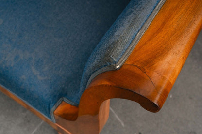 Biedermeier Sofa in Nussbaum - 1.Hälfte des 19.Jahrhunderts