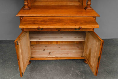 Gründerzeit Buffetschrank in Eiche - 2.Hälfte des 19.Jahrhunderts