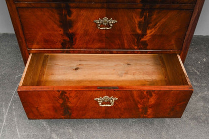 Biedermeier Kommode mit Sekretärfach in Mahagoni - 1.Hälfte des 19.Jahrhunderts
