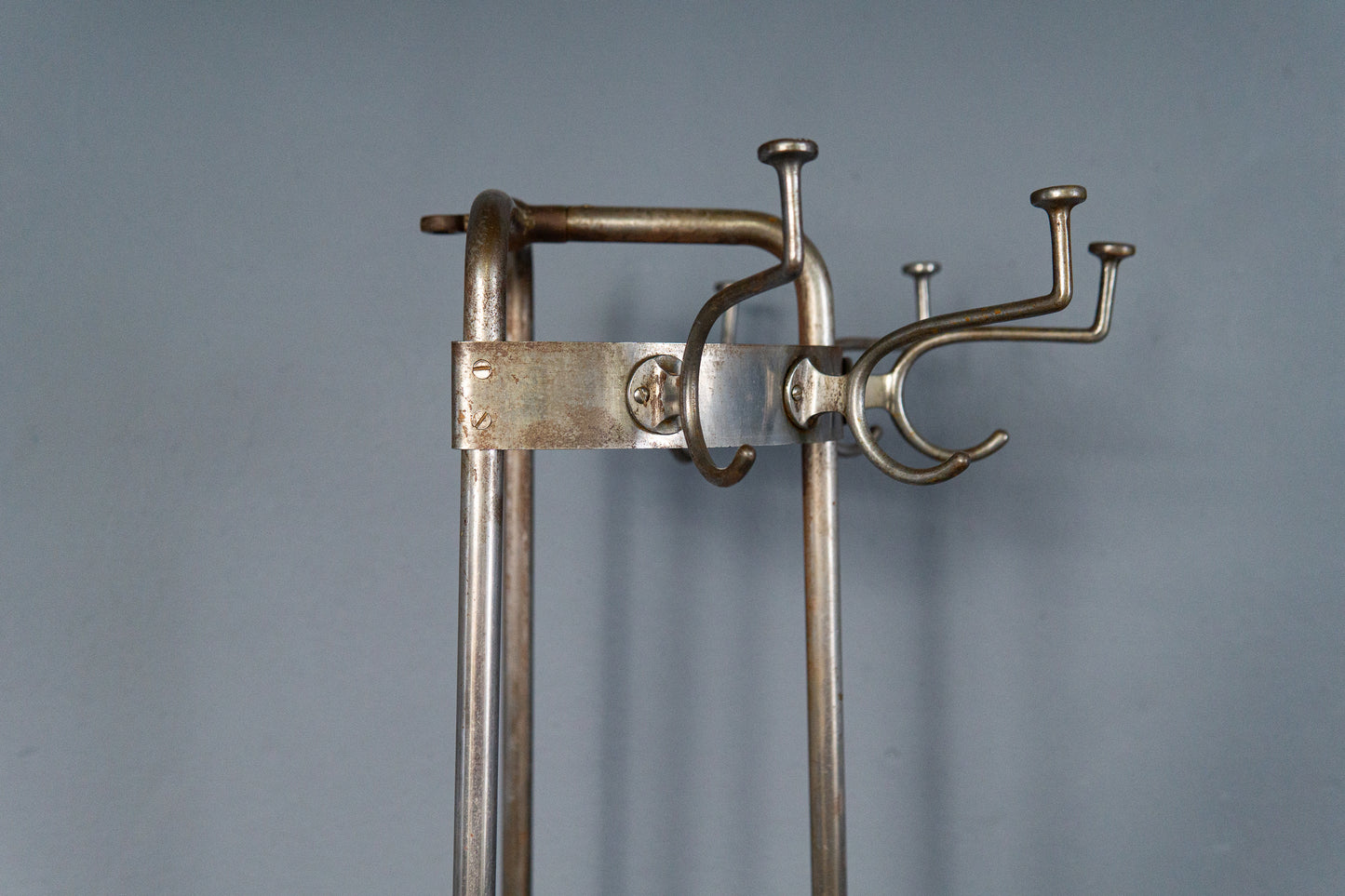 Wunderschöner Jugendstil Garderobenständer, erste Hälfte des 20.Jahrhunderts - Vintage Garderobe Jacken Mantel Schrank Regal Antik Alt MÖBLINGER