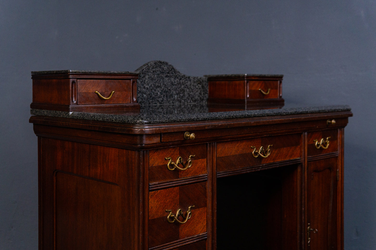Schreibtisch Desk Tisch Schrank Kommode Regal Alt Antik MÖBLINGER 2407_0102