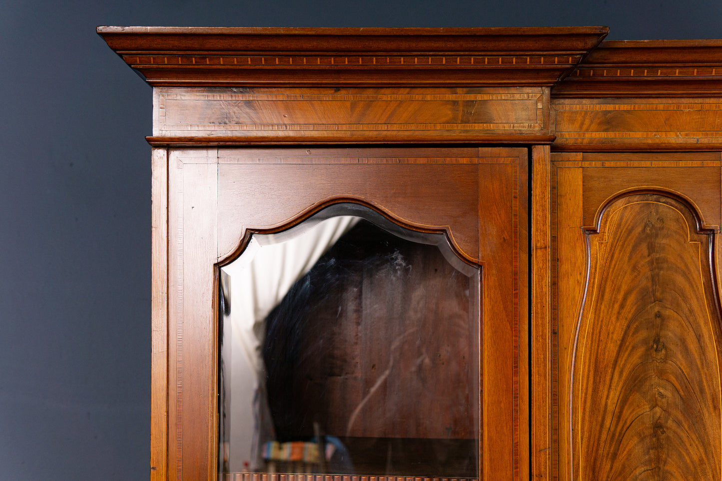 engl. Bücherschrank Buffet Vitrine Schrank Büro Alt Antik 2308_1705