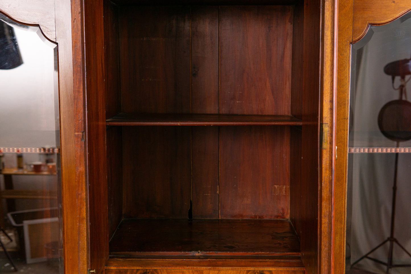 engl. Bücherschrank Buffet Vitrine Schrank Büro Alt Antik 2308_1705