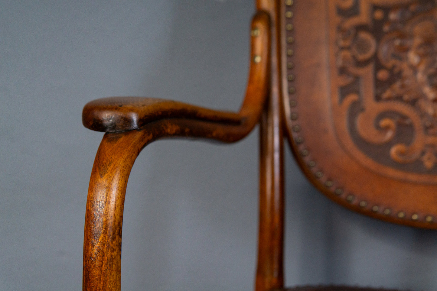 Armlehnenstuhl Stuhl Sessel Antik THONET Tisch Vintage MÖBLINGER 2502_1902