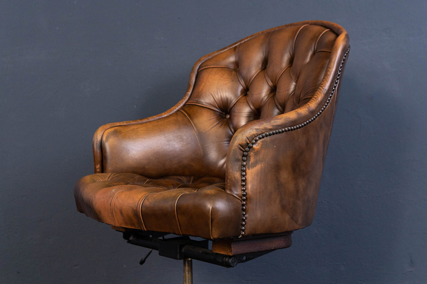 Chesterfield Stuhl Drehstuhl Tisch Sekretär Alt Vintage MÖBLINGER 2407_2902