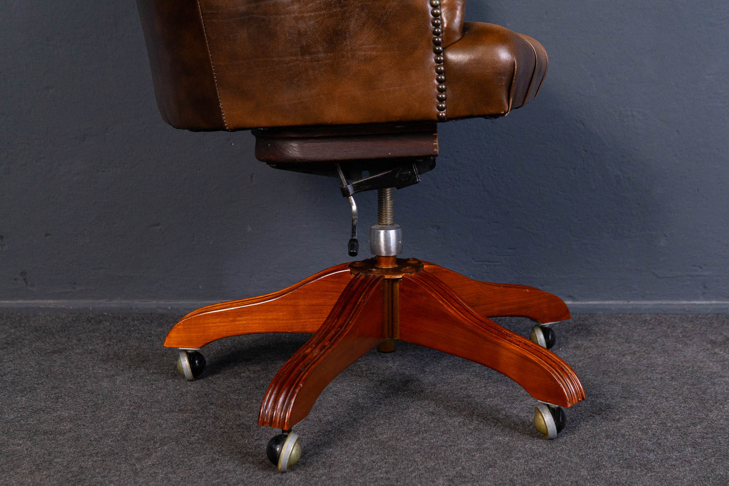 Chesterfield Stuhl Drehstuhl Tisch Sekretär Alt Vintage MÖBLINGER 2407_2902