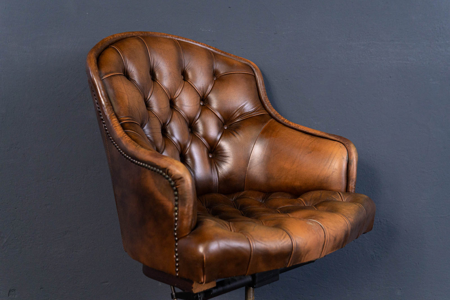 Chesterfield Stuhl Drehstuhl Tisch Sekretär Alt Vintage MÖBLINGER 2407_2902