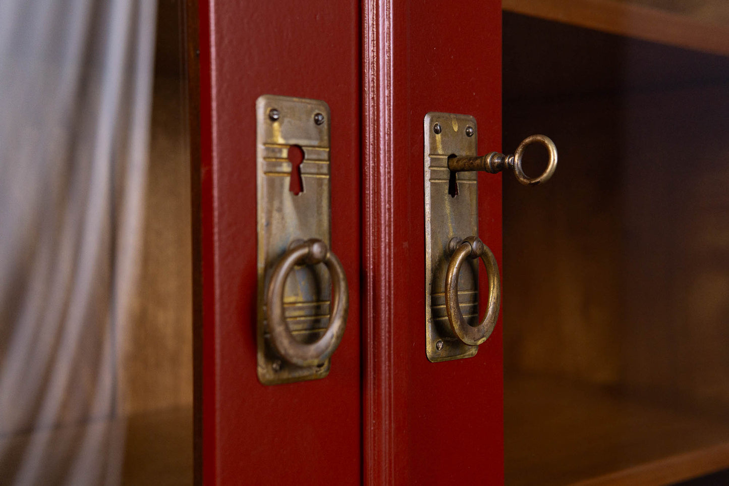 aufgearbeiteter Bücherschrank Schrank Regal Alt Antik MÖBLINGER 2408_0104