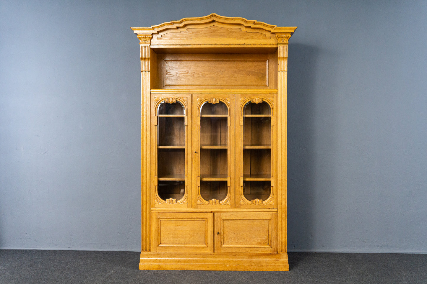 Antik Bücherschrank Regal Kommode Anrichte Schrank Alt MÖBLINGER 2503_0303