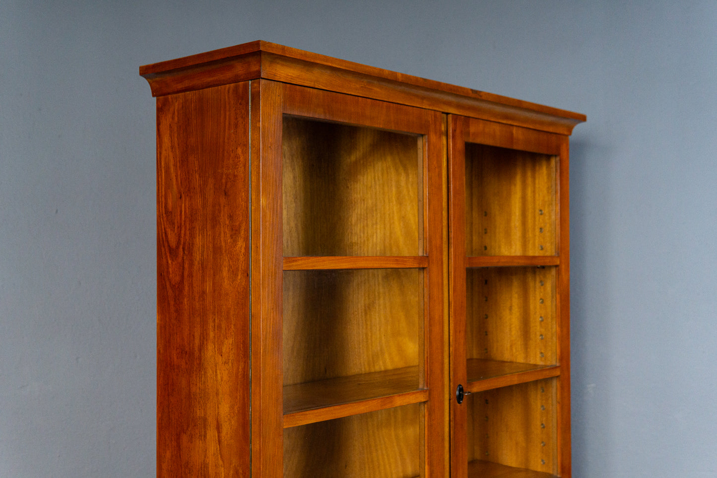 Vitrine Regal Bücherschrank Schrank Kommode Vintage Alt MÖBLINGER