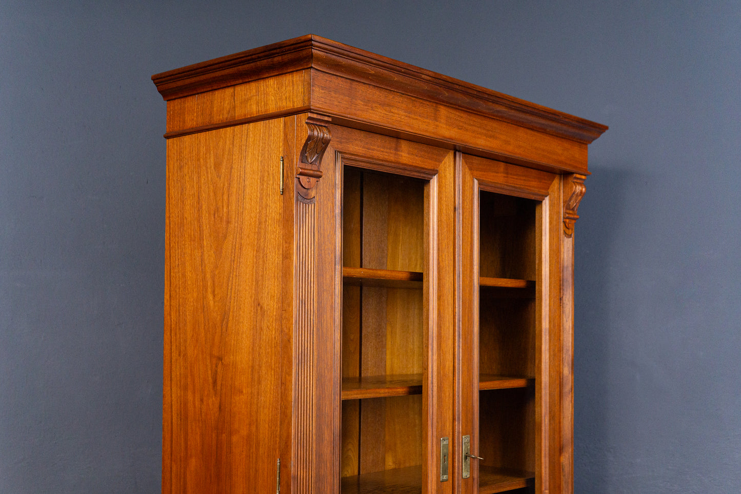 Vintage Vitrine Bücherschrank Regal Kommode Alt Antik MÖBLINGER 2409_0402