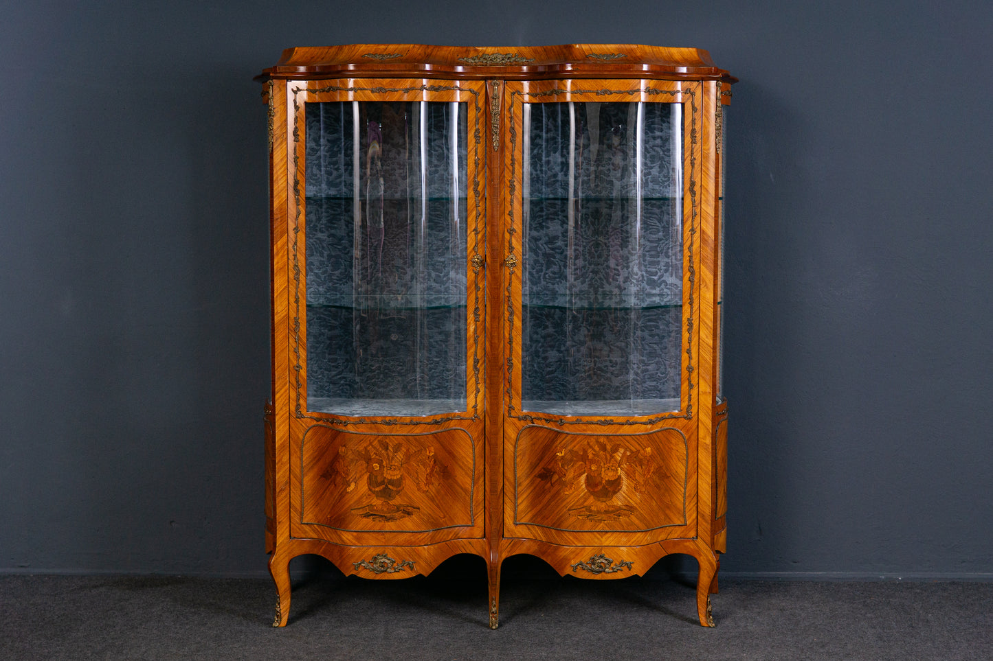 Vitrine Regal Schrank Kommode Anrichte Buffet Alt Antik MÖBLINGER 2309_1903