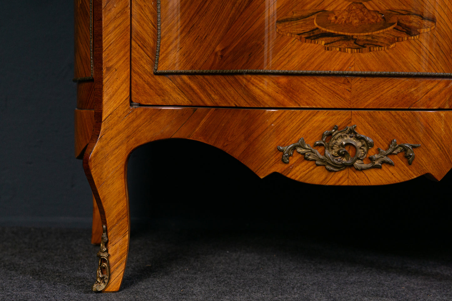 Vitrine Regal Schrank Kommode Anrichte Buffet Alt Antik MÖBLINGER 2309_1903