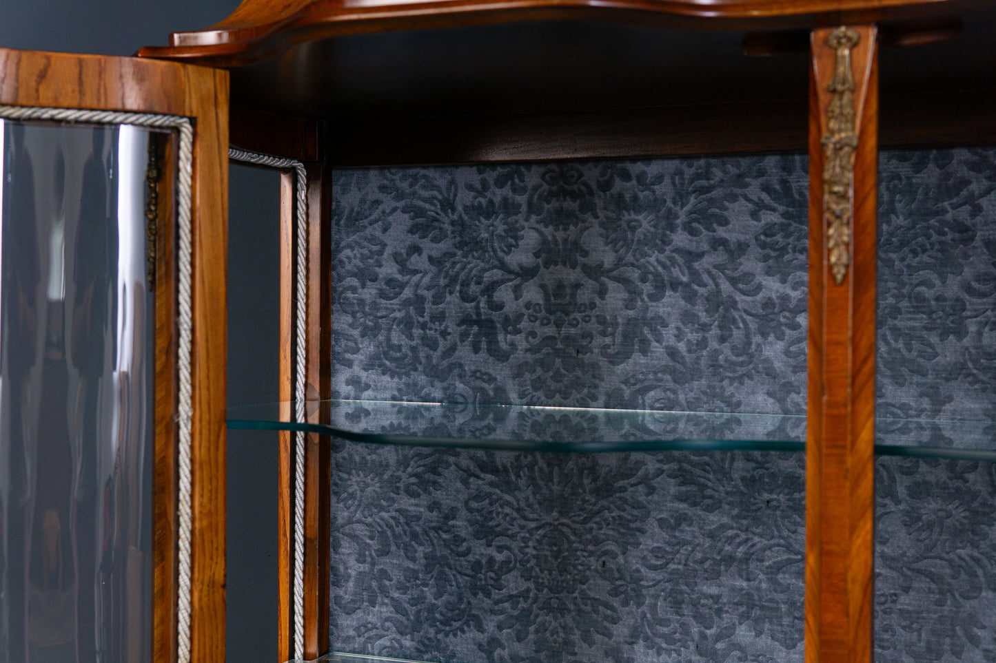 Vitrine Regal Schrank Kommode Anrichte Buffet Alt Antik MÖBLINGER 2309_1903