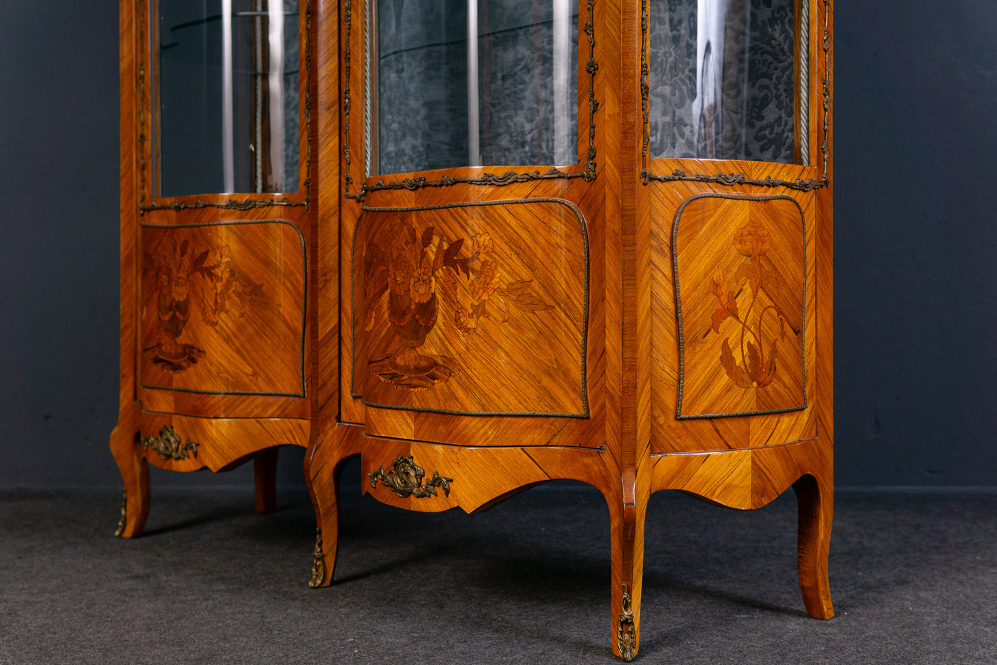 Vitrine Regal Schrank Kommode Anrichte Buffet Alt Antik MÖBLINGER 2309_1903