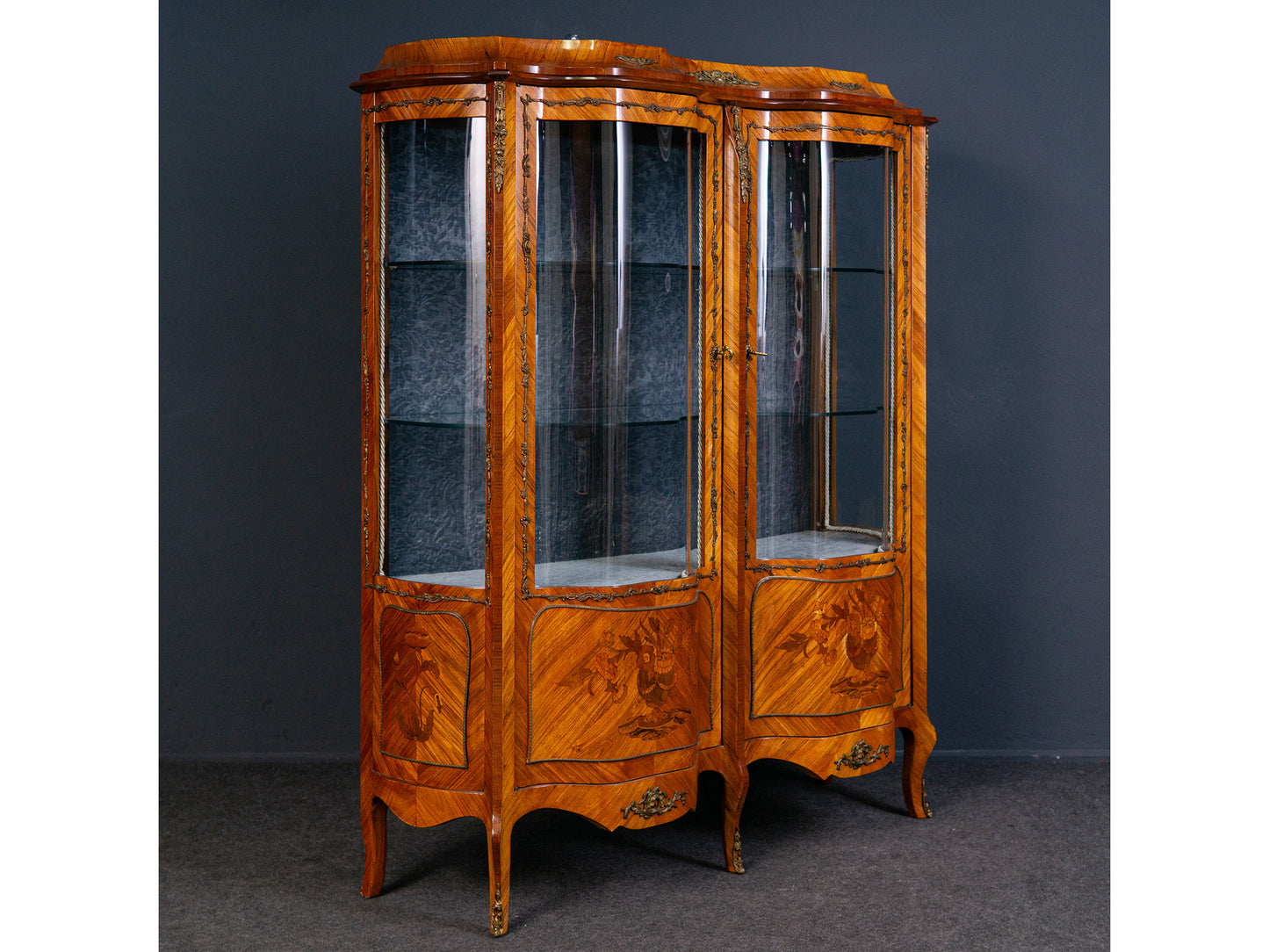 Vitrine Regal Schrank Kommode Anrichte Buffet Alt Antik MÖBLINGER 2309_1903