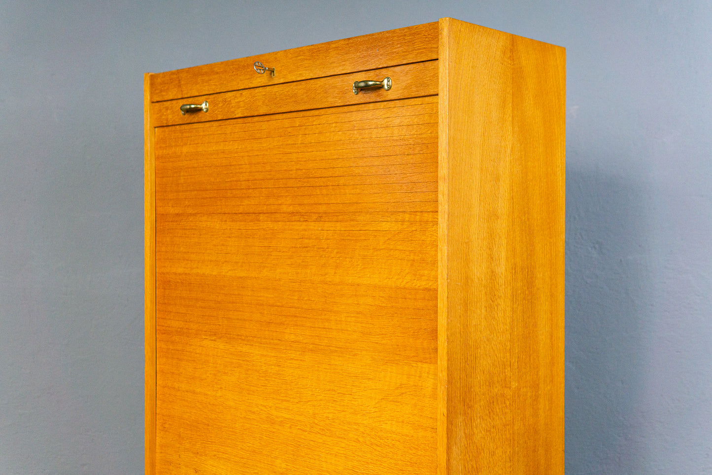 Vintage Rollladenschrank Regal Kommode Schrank Büro Alt MÖBLINGER 2504_0703
