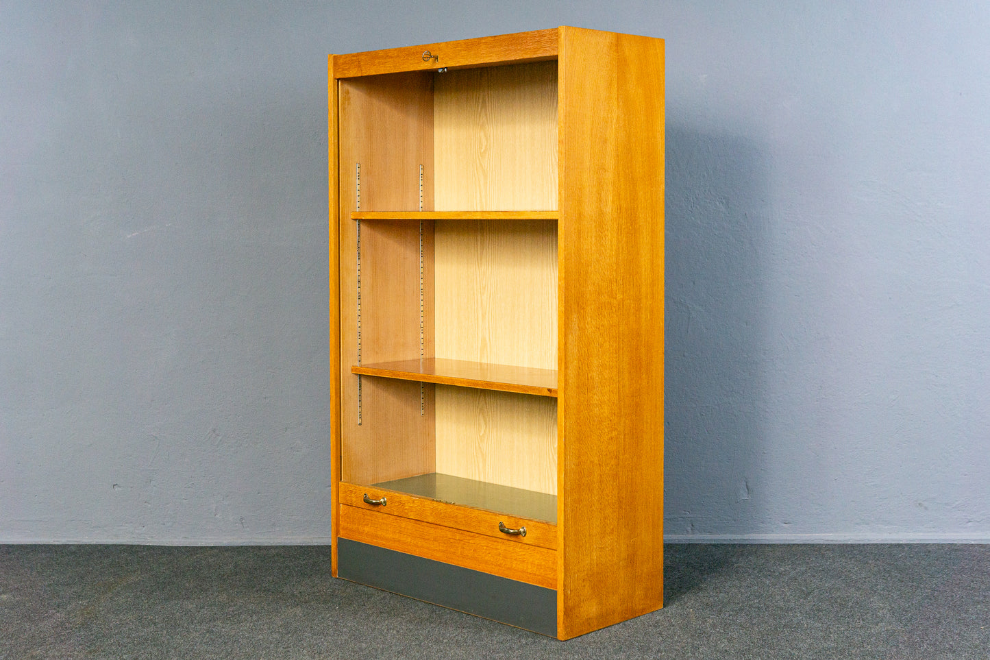 Vintage Rollladenschrank Regal Kommode Schrank Büro Alt MÖBLINGER 2504_0703