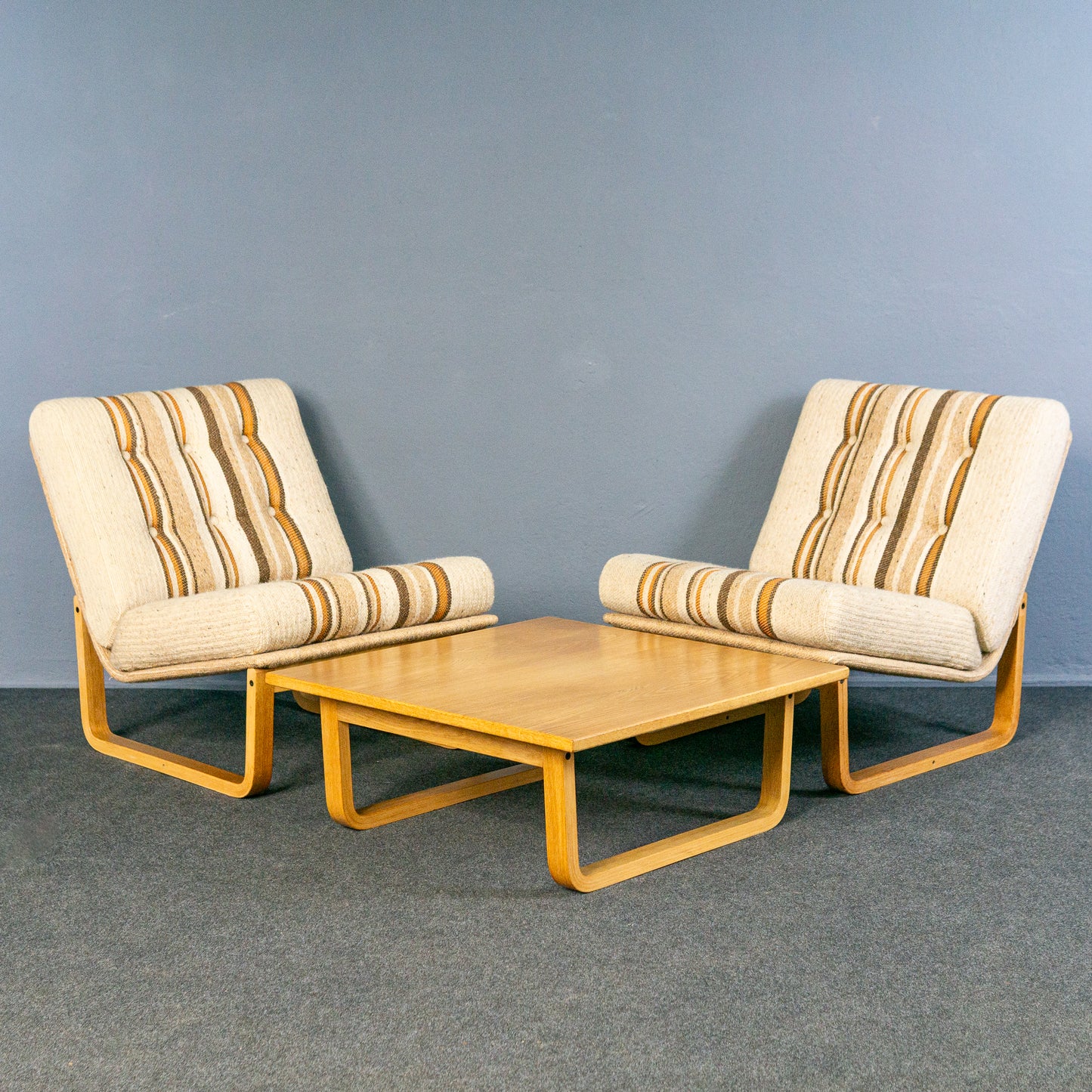 Sessel Couch Sofa Lounge Chair Tisch Vintage Alt 2202_2103