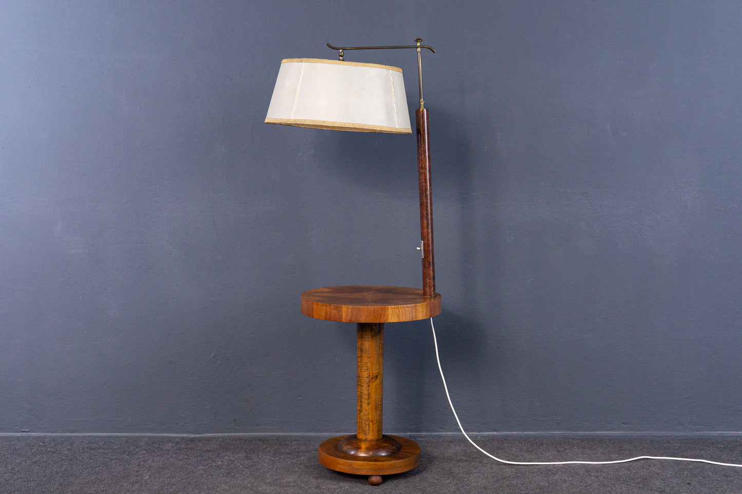 Stehlampe Tisch Beistelltisch Stehleuchte Sofa Alt Antik MÖBLINGER 2409_1102