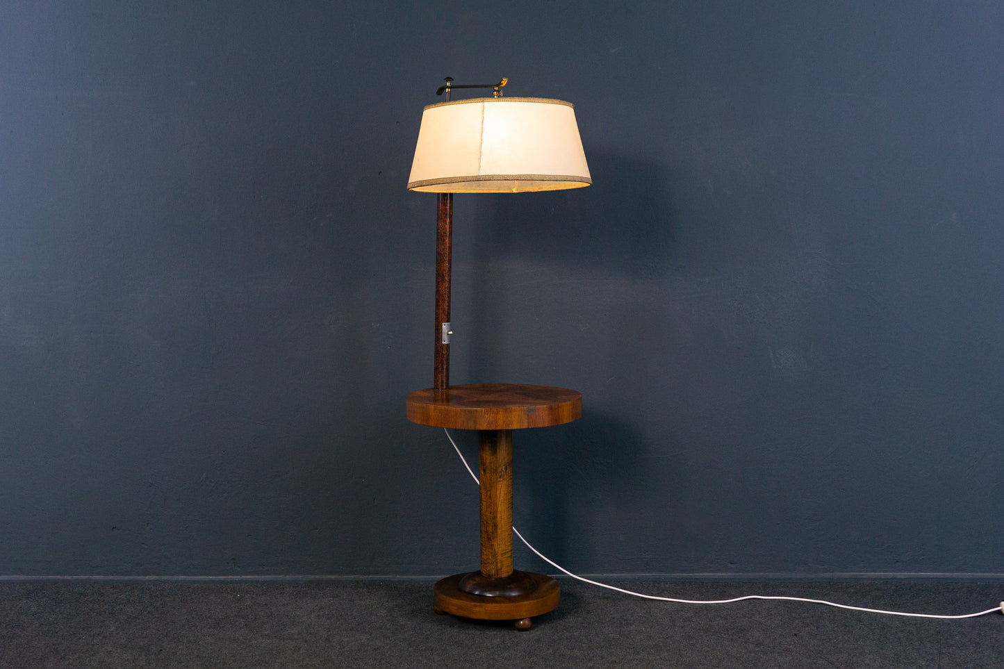 Stehlampe Tisch Beistelltisch Stehleuchte Sofa Alt Antik MÖBLINGER 2409_1102