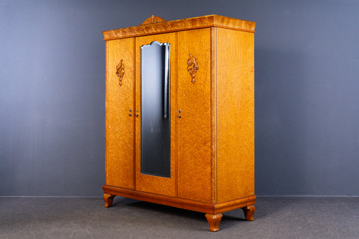 Kleiderschrank Kommode Vertiko Regal Schrank Alt Antik MÖBLINGER 2409_1603