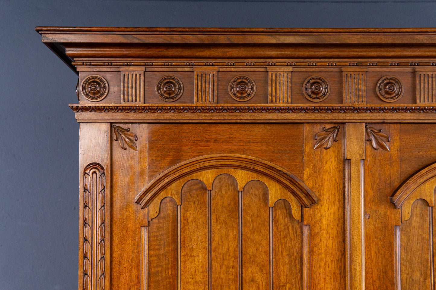 großer Kleiderschrank Kommode Regal Schrank Alt Antik MÖBLINGER 2409_2305