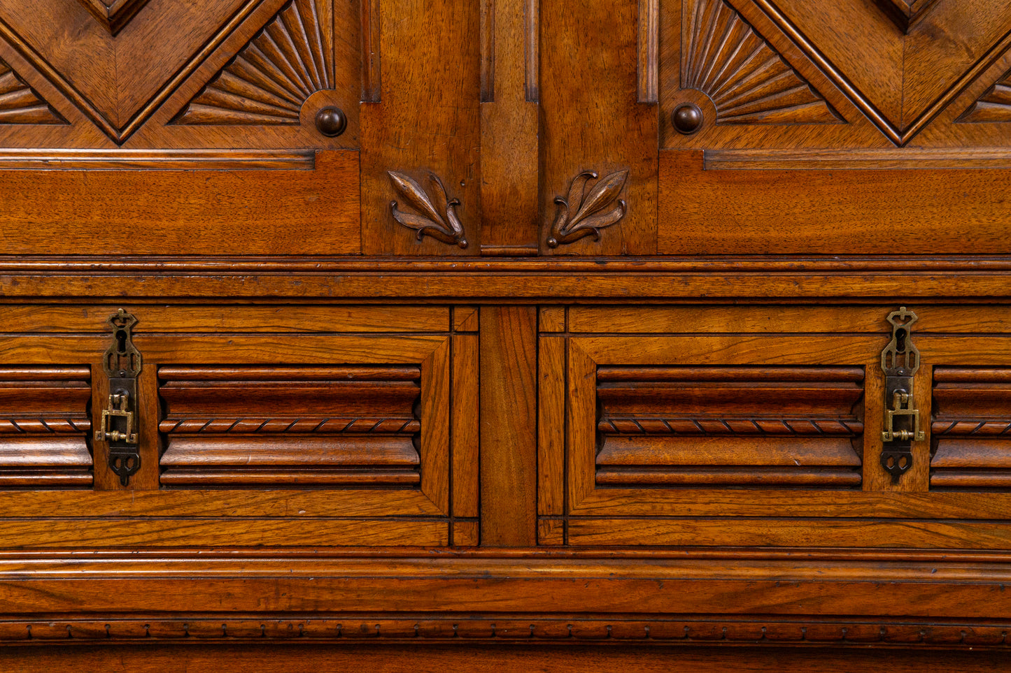 großer Kleiderschrank Kommode Regal Schrank Alt Antik MÖBLINGER 2409_2305
