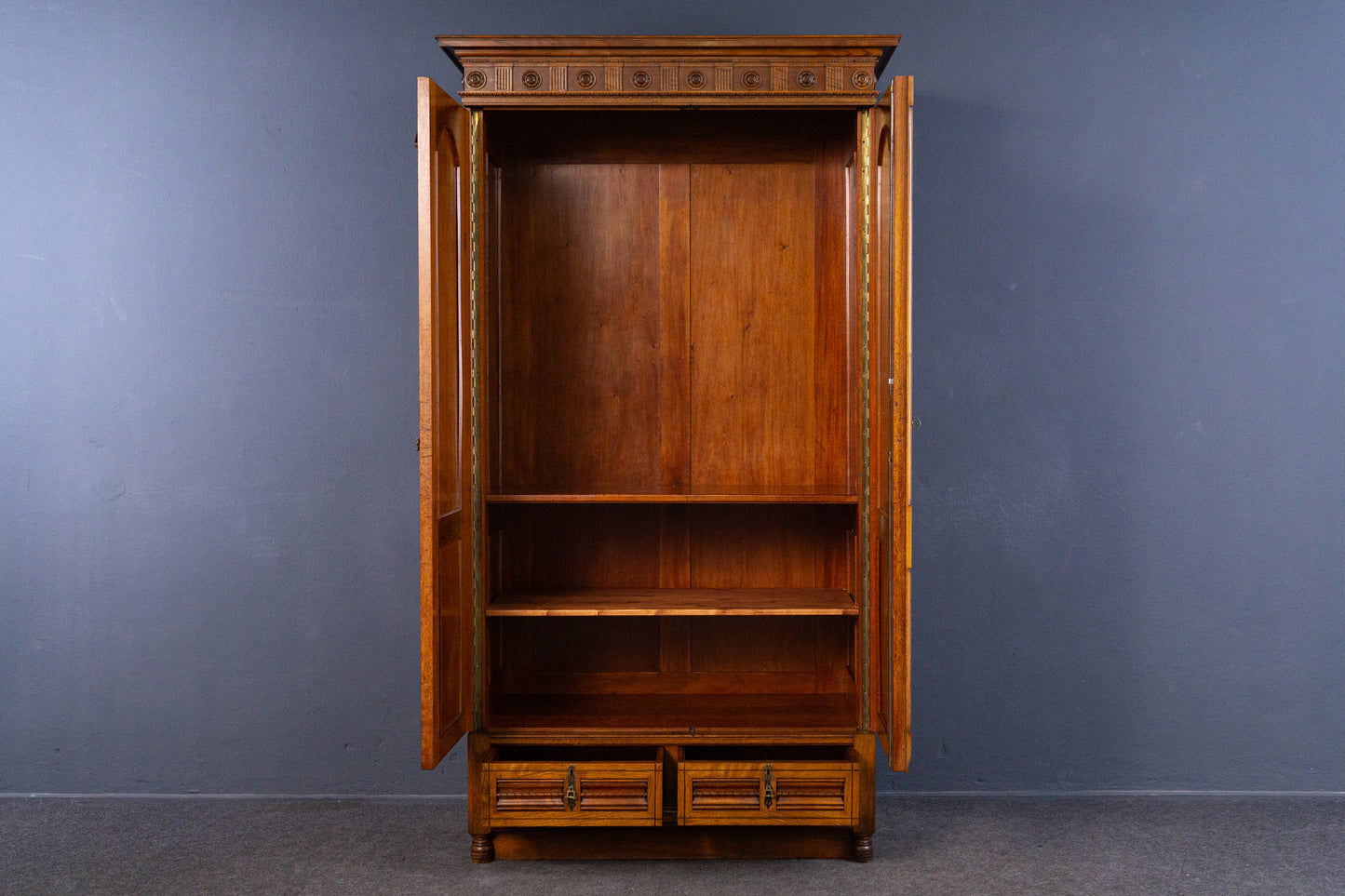 großer Kleiderschrank Kommode Regal Schrank Alt Antik MÖBLINGER 2409_2305