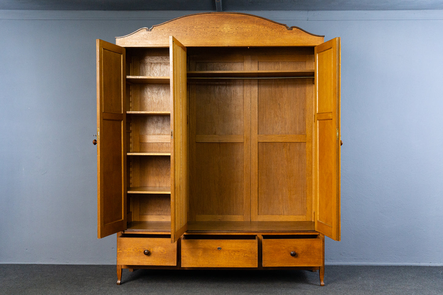 Vintage Kleiderschrank Garderobe Regal Kommode Alt Antik MÖBLINGER 2505_0501