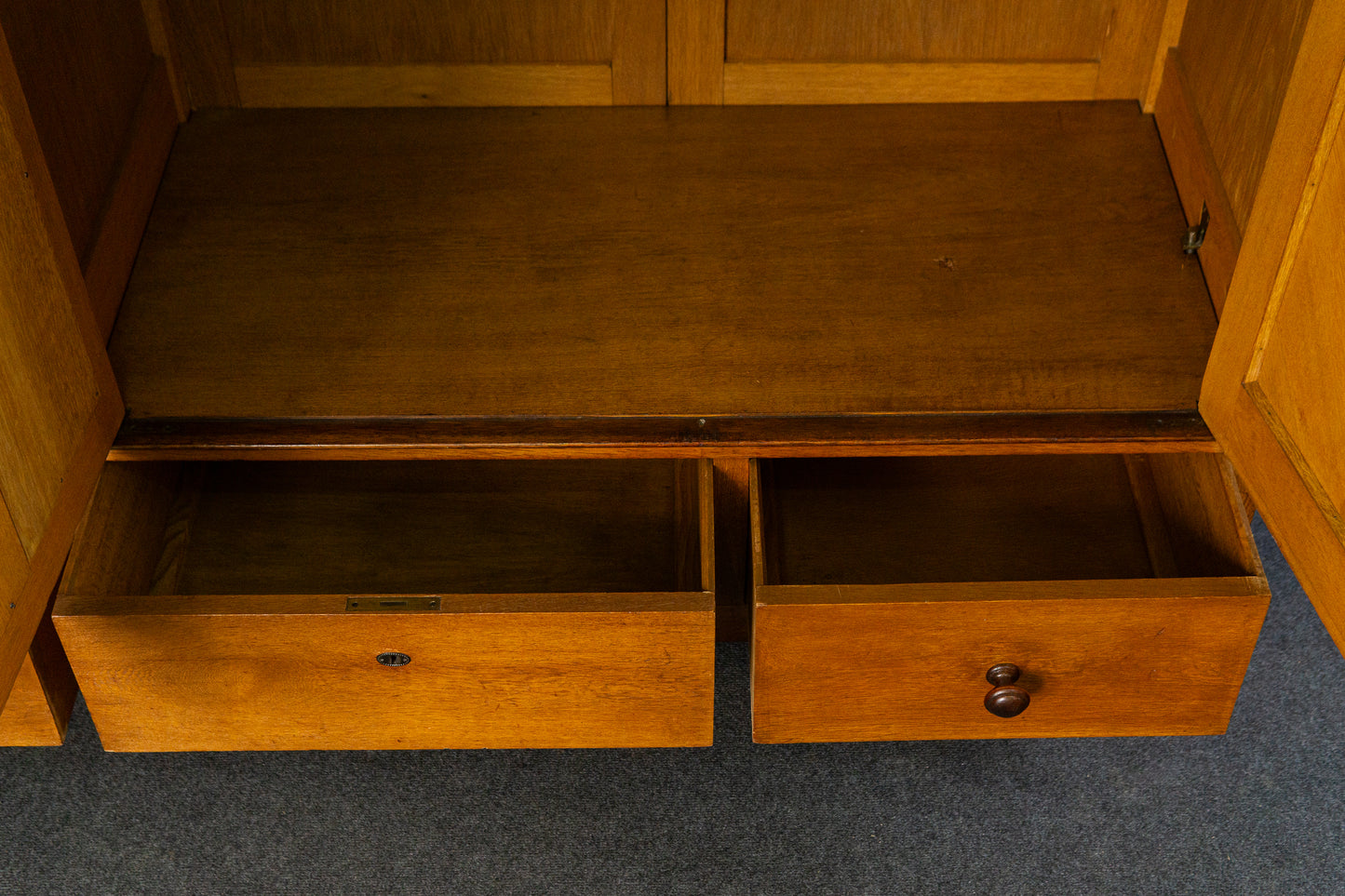 Vintage Kleiderschrank Garderobe Regal Kommode Alt Antik MÖBLINGER 2505_0501
