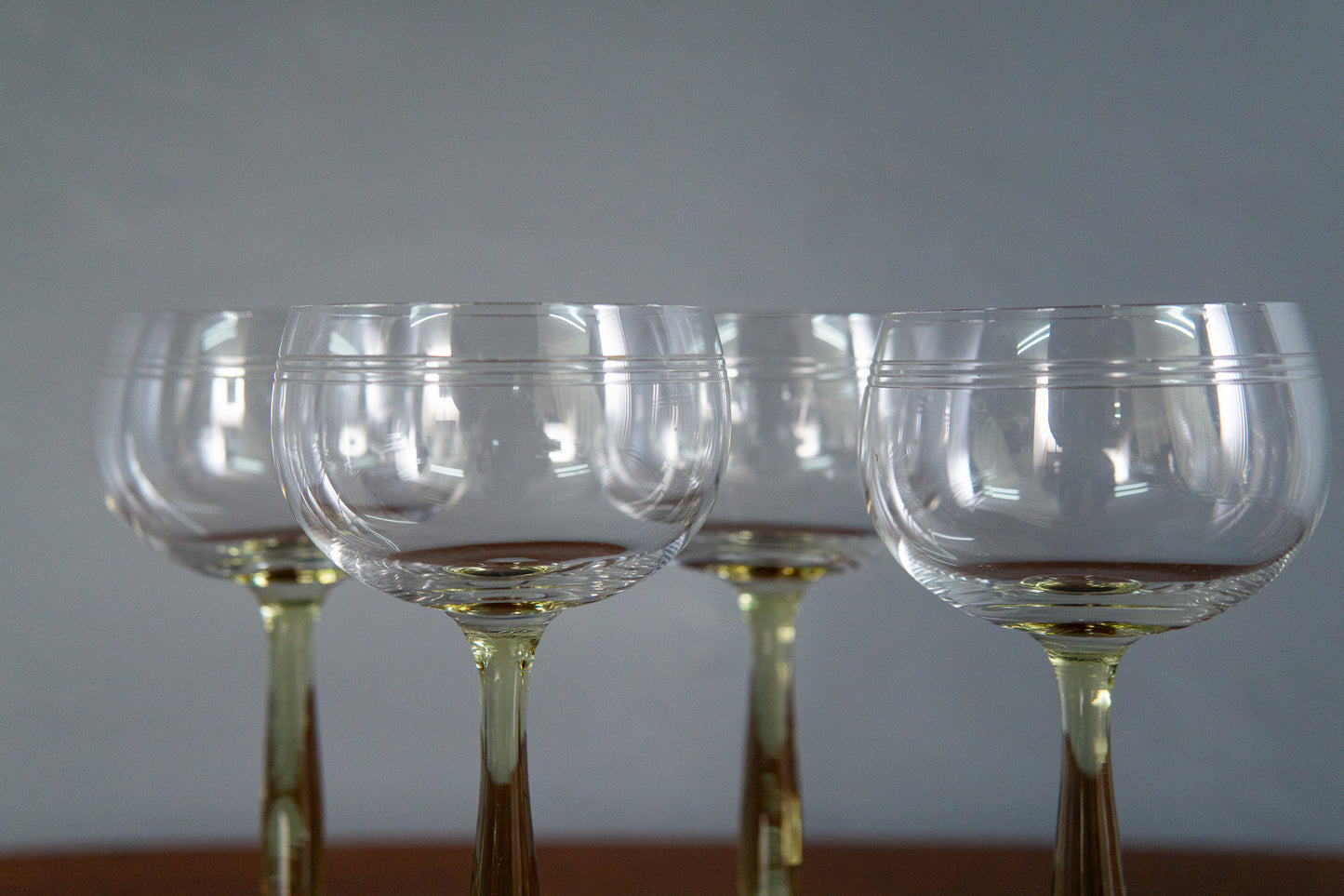 4er Set Theresienthal Weingläser Stengelglas Römer grüner Stiel Jugendstil Art Deco