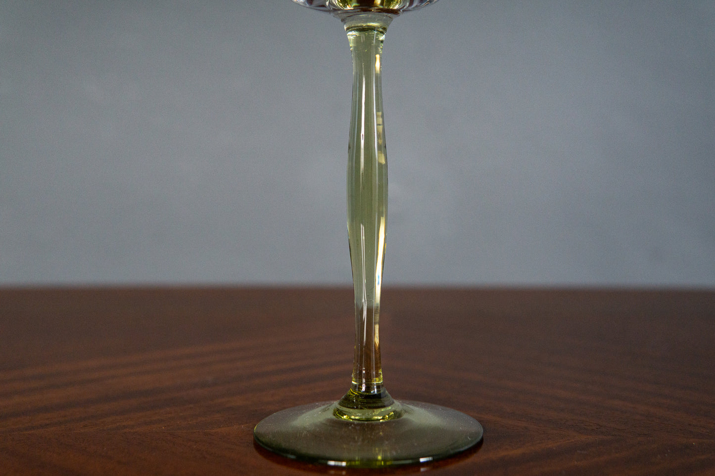 4er Set Theresienthal Weingläser Stengelglas Römer grüner Stiel Jugendstil Art Deco