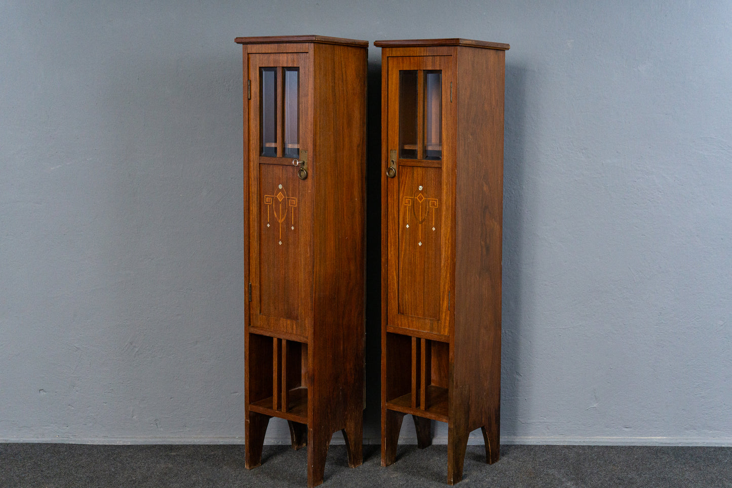 Elegante Jugendstil Pfeilerschränke, Anfang des 20.Jahrhunderts - Kommode Schränke Anrichte Buffet Sofa Alt Antik MÖBLINGER