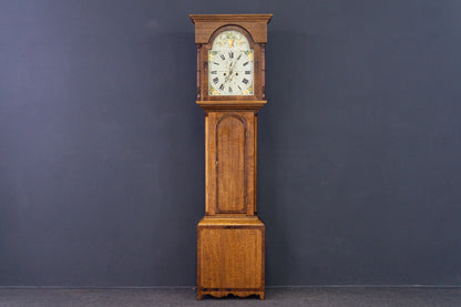 Standuhr im Englischen Stil in Eiche - erste Hälfte des 19.Jahrhunderts
