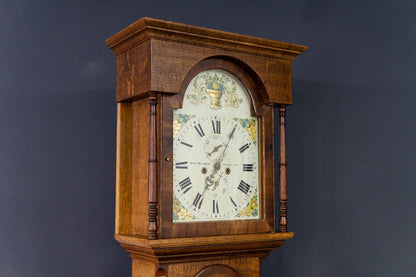 Standuhr im Englischen Stil in Eiche - erste Hälfte des 19.Jahrhunderts