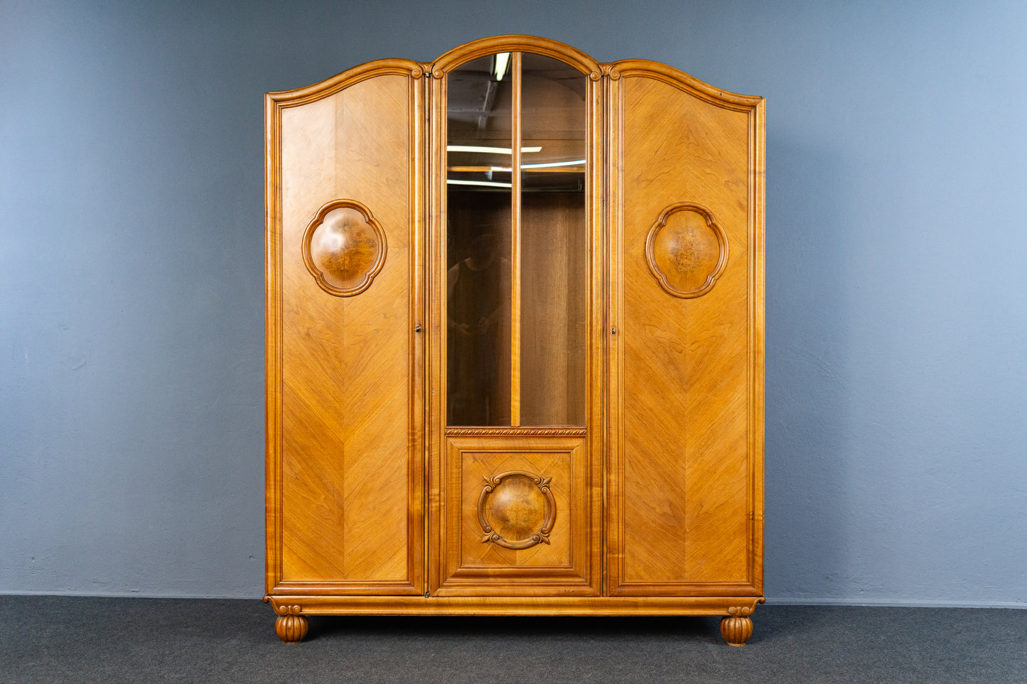 außergewöhnlicher Jugendstil Kleiderschrank, Anfang des 20.Jahrhunderts - Wäscheschrank Kommode Garderobe Regal Alt Antik MÖBLINGER