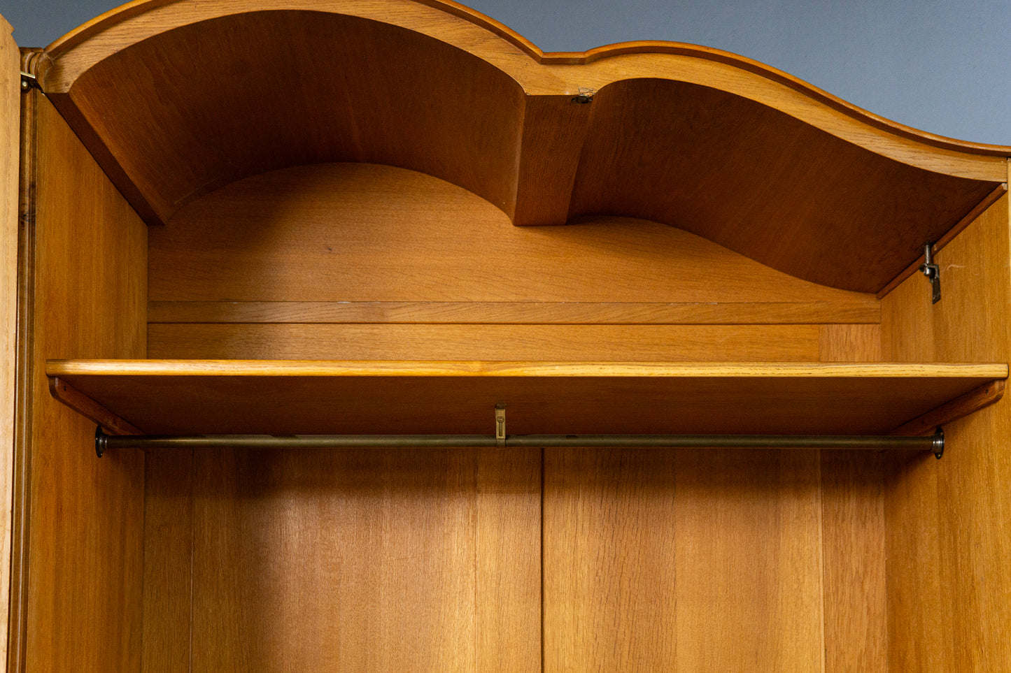 außergewöhnlicher Jugendstil Kleiderschrank, Anfang des 20.Jahrhunderts - Wäscheschrank Kommode Garderobe Regal Alt Antik MÖBLINGER