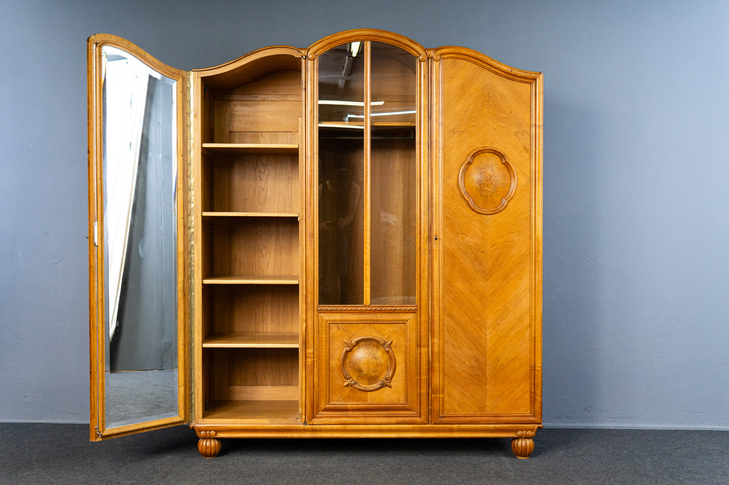 außergewöhnlicher Jugendstil Kleiderschrank, Anfang des 20.Jahrhunderts - Wäscheschrank Kommode Garderobe Regal Alt Antik MÖBLINGER