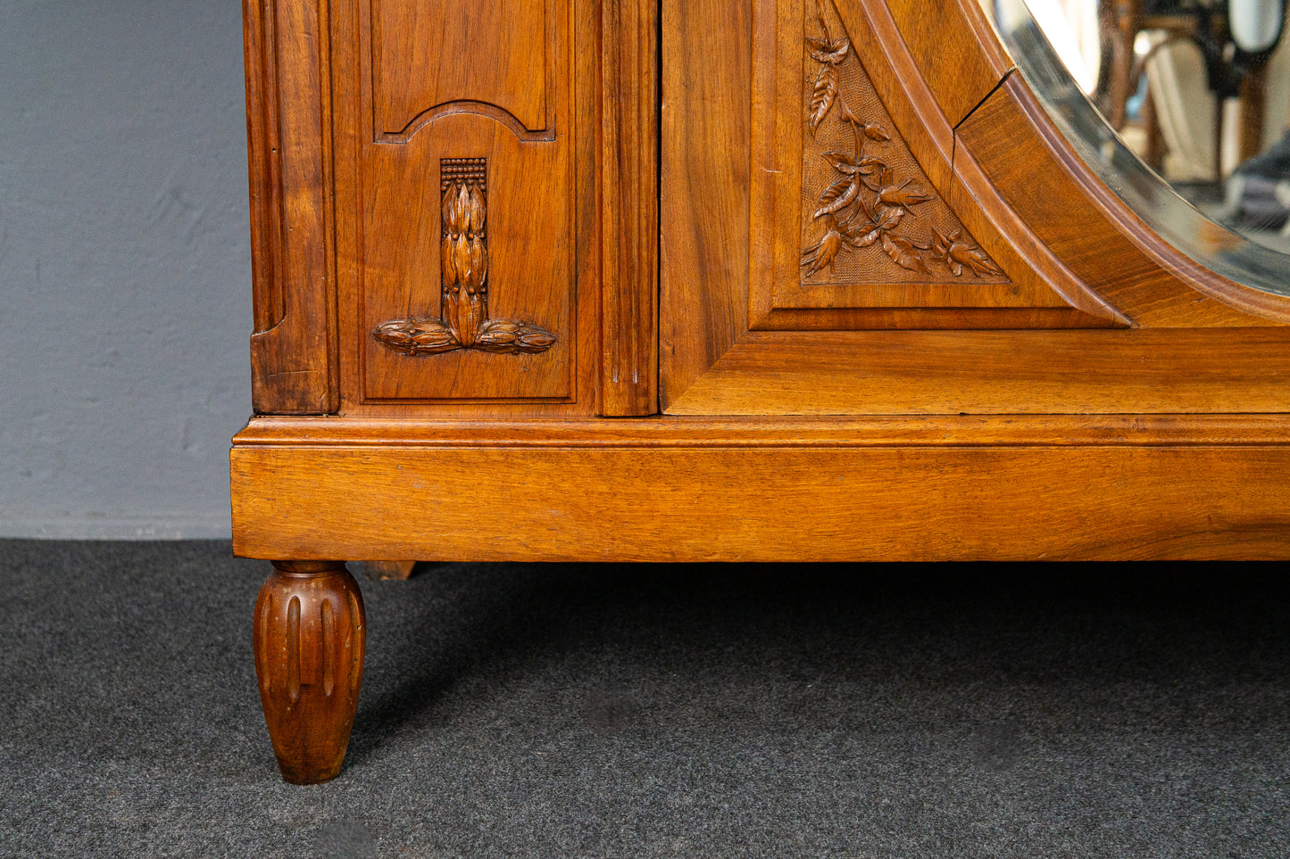 wunderschöner französischer Jugendstil Kleiderschrank, Anfang des 20.Jahrhunderts - Garderobe Schrank Wäscheschank Kommode Regal Alt Antik MÖBLINGER