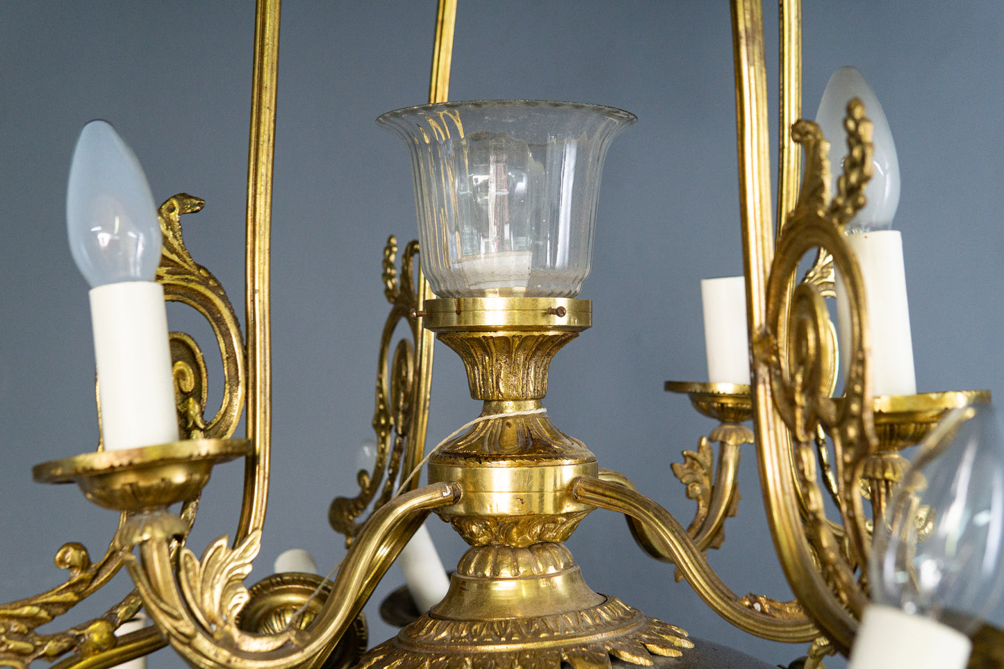 restaurierungsbedürftige Deckenleuchte im Empire Stil, 1.Hälfte des 20.Jahrhunderts - Leuchter Lampe Deckenlampe Vintage Alt Antik MÖBLINGER