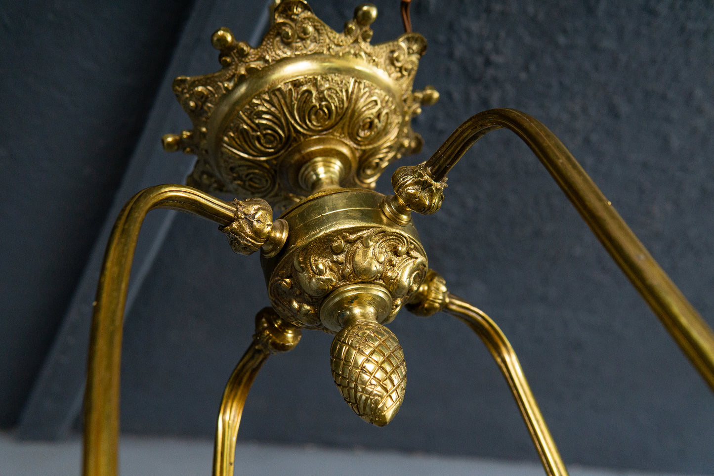 restaurierungsbedürftige Deckenleuchte im Empire Stil, 1.Hälfte des 20.Jahrhunderts - Leuchter Lampe Deckenlampe Vintage Alt Antik MÖBLINGER