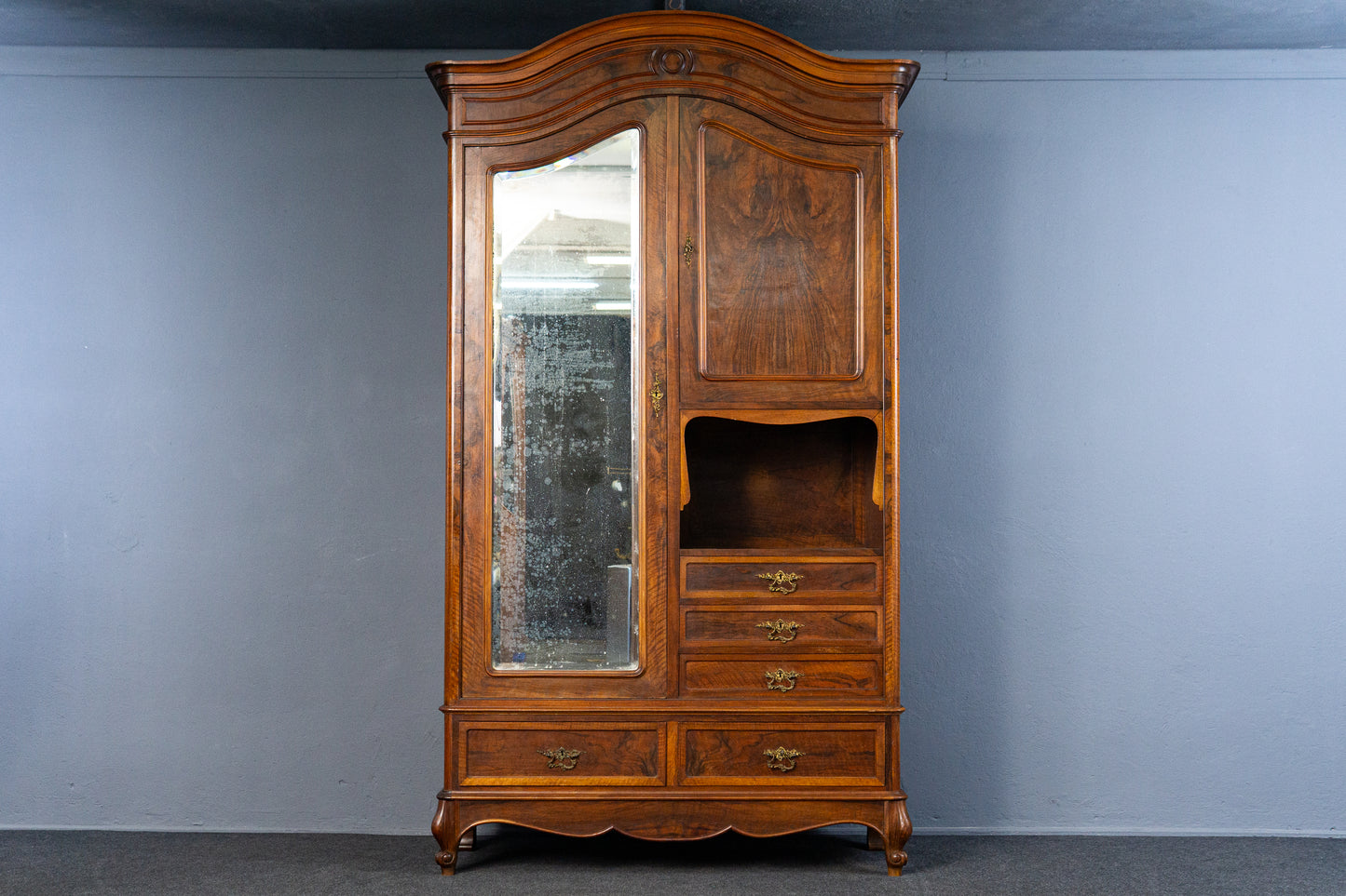 eleganter asymmetrischer Kleiderschrank, Jugendstil um 1900 - Garderobe Regal Kommode Alt Antik MÖBLINGER