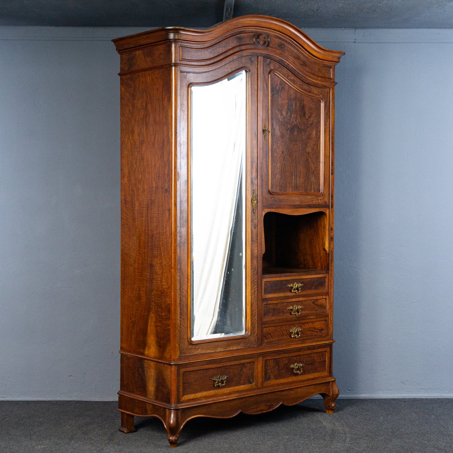 eleganter asymmetrischer Kleiderschrank, Jugendstil um 1900 - Garderobe Regal Kommode Alt Antik MÖBLINGER