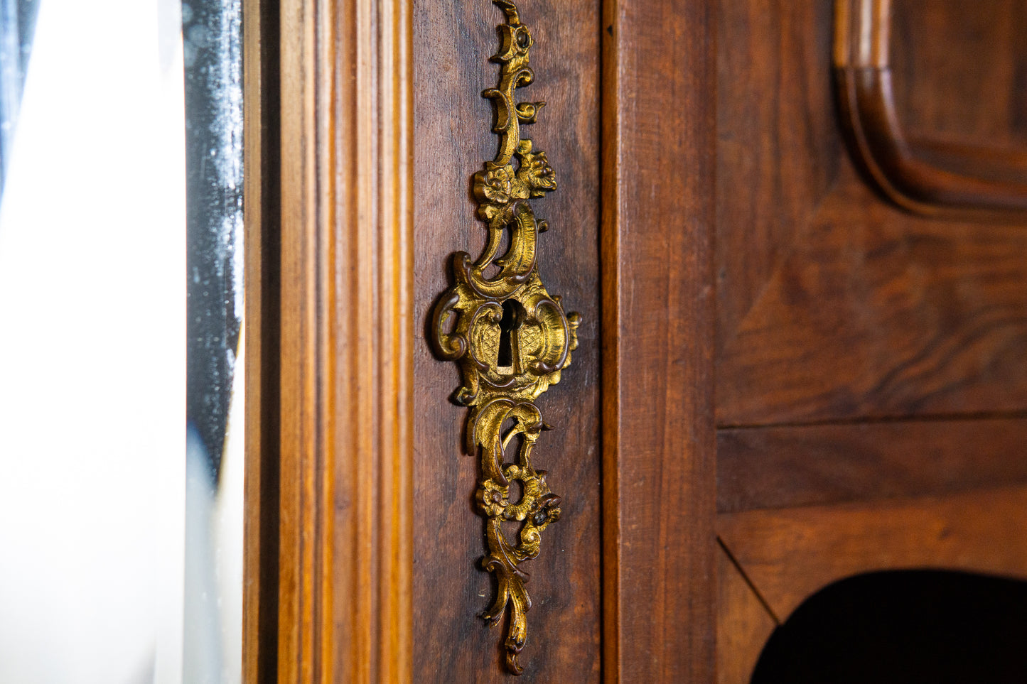 eleganter asymmetrischer Kleiderschrank, Jugendstil um 1900 - Garderobe Regal Kommode Alt Antik MÖBLINGER