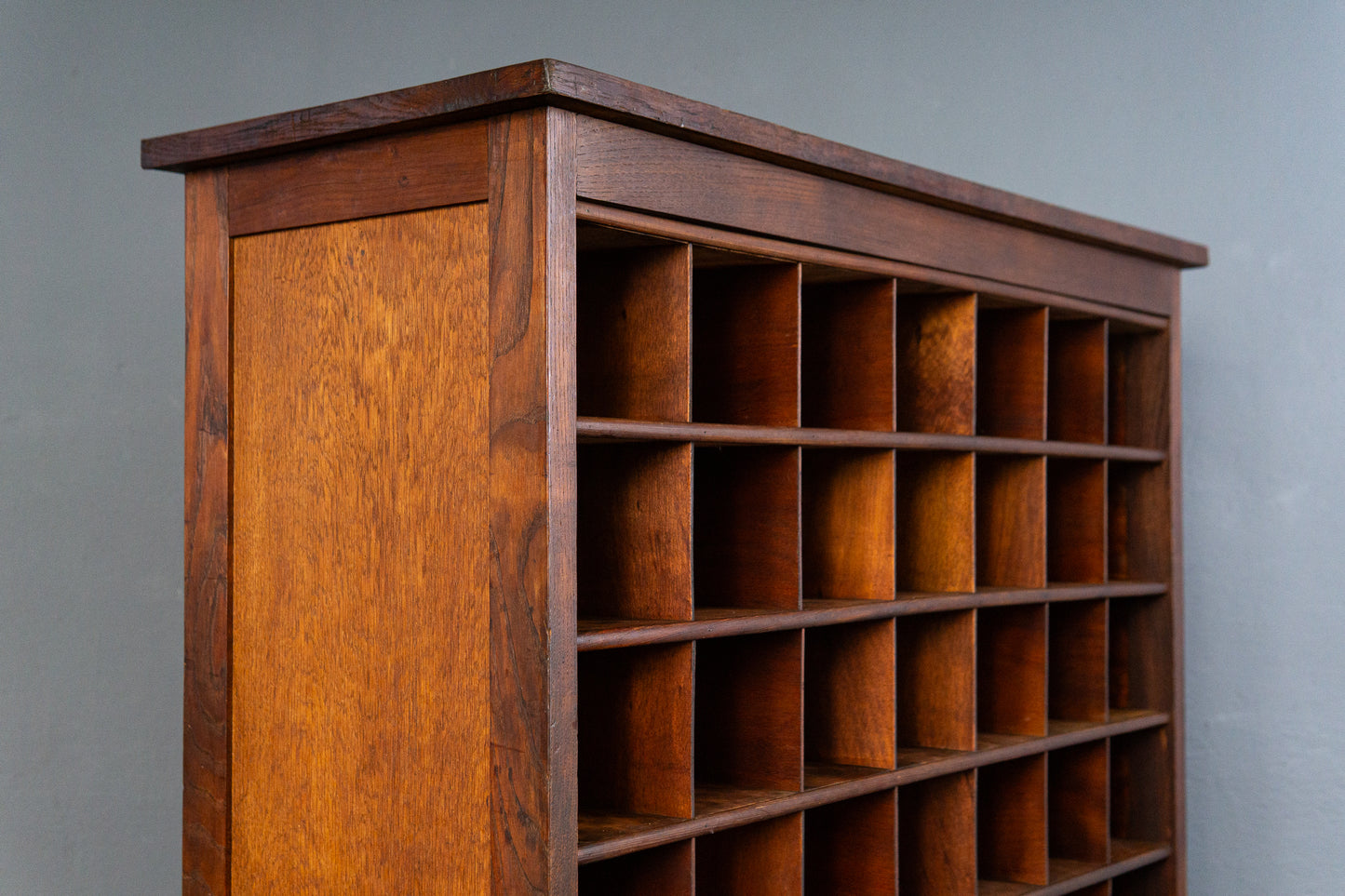 seltene französische Bibliothek aus Massivholz um 1900 - Karteikarten Regal Schrank Raumteiler Büro Kommode Vintage Alt Antik MÖBLINGER